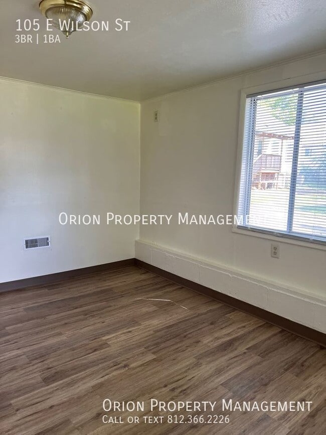 Photo - 105 E Wilson St