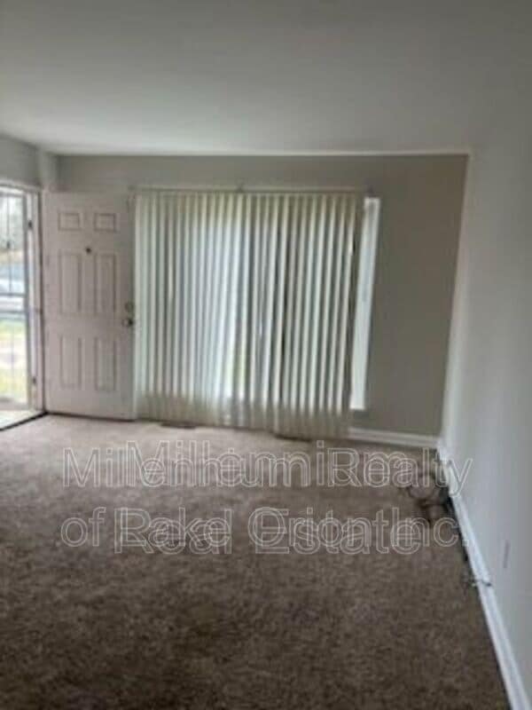 Photo - 13001 Albany St