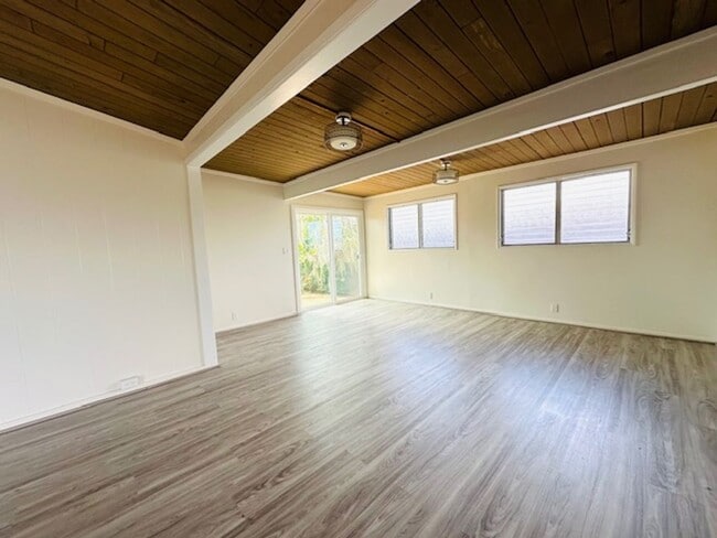 Photo - 3 Bedroom, 2 Bathroom with Carport (Pearl ...