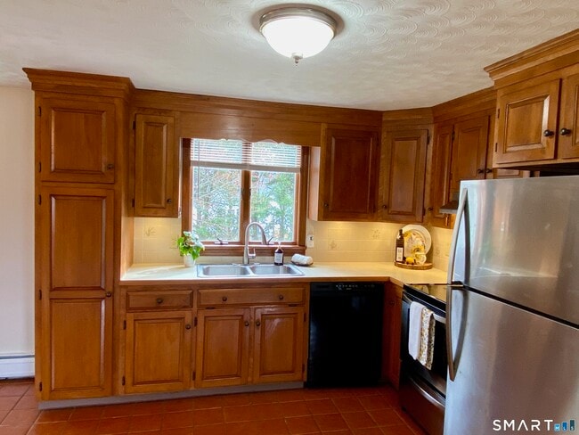 Photo - 31 Gordon Ave