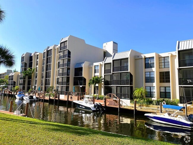 Building Photo - 6 Royal Palm Way Rental