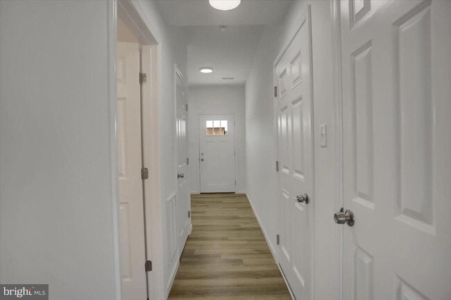 Photo - 301 Grandview Ave