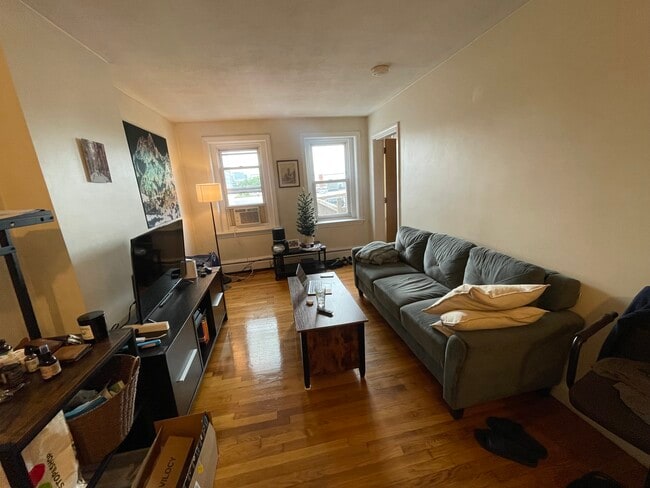 Photo - 130 Emerson St Unit 3