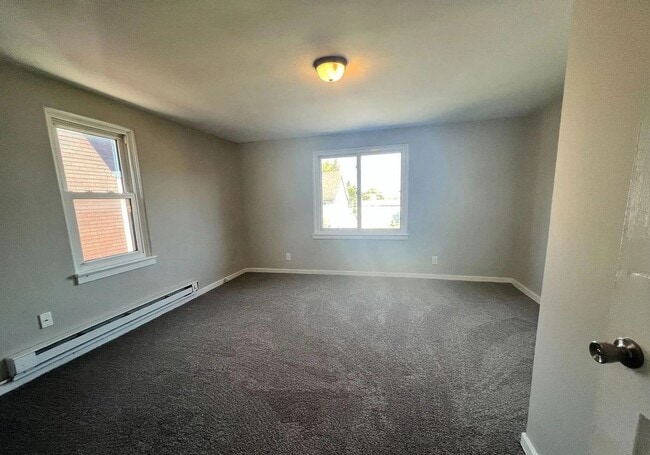 Photo - 2 Bedroom Home on Forster St