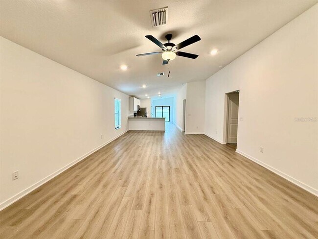 5745 Helmsman Ct