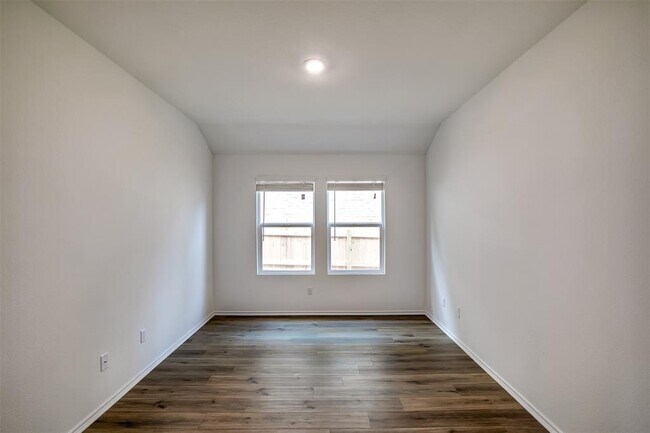 Photo - 1740 Catahoula Dr