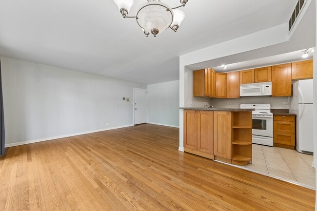 Photo - 10111 Old Orchard Ct