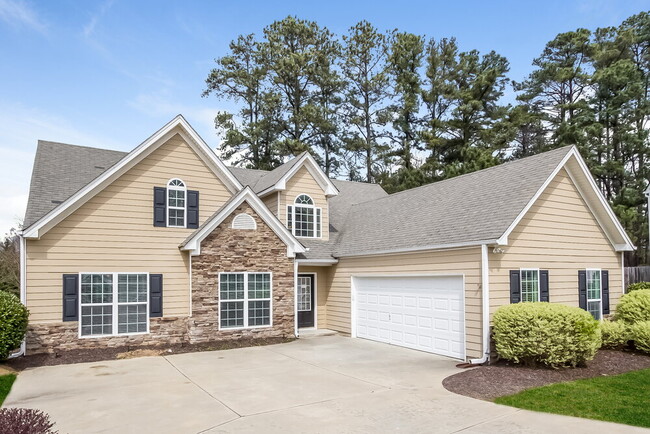 Building Photo - 4050 Grandover Dr NE