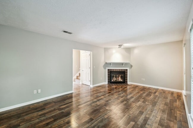 Photo - 377 Huntington Ridge Dr Unidad 35