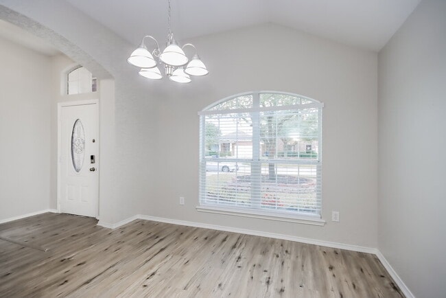 Photo - 1919 Treasure Mountain Dr