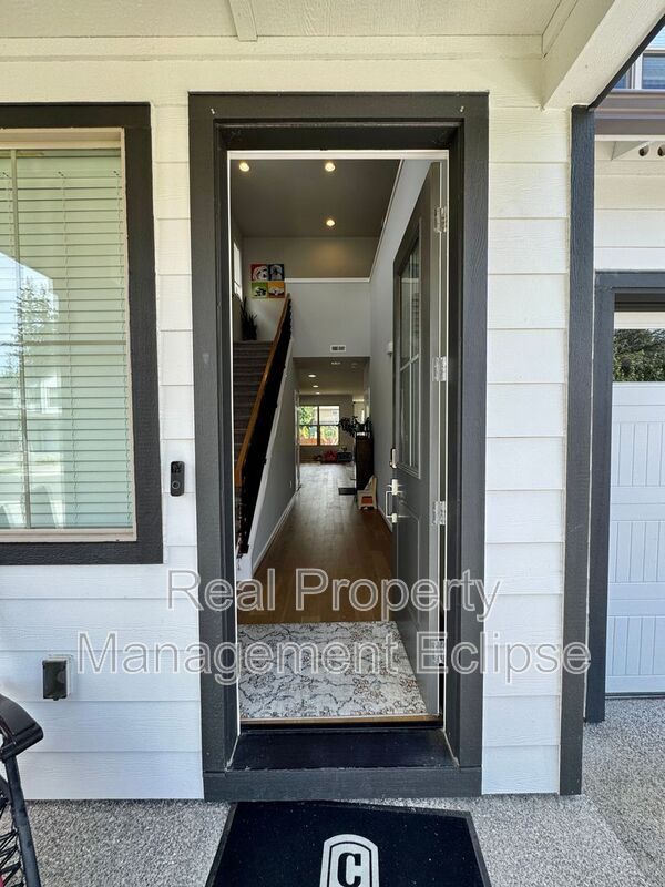 Photo - 104 151st St SW