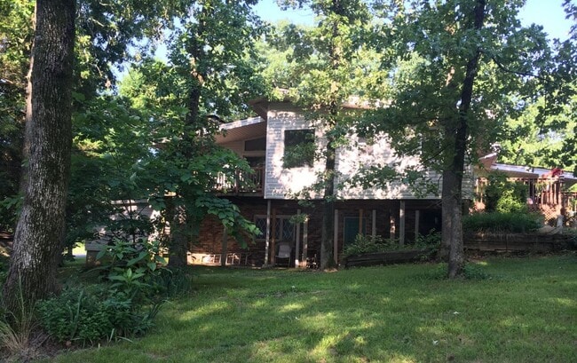 Photo - 32 Russell Ln