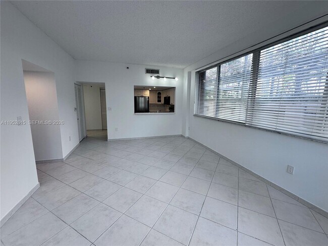 Photo - 540 Brickell Key Dr Unit 302