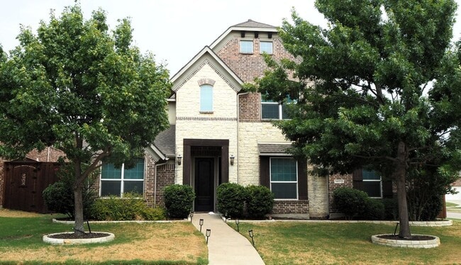 Building Photo - 14012 Badger Creek Dr