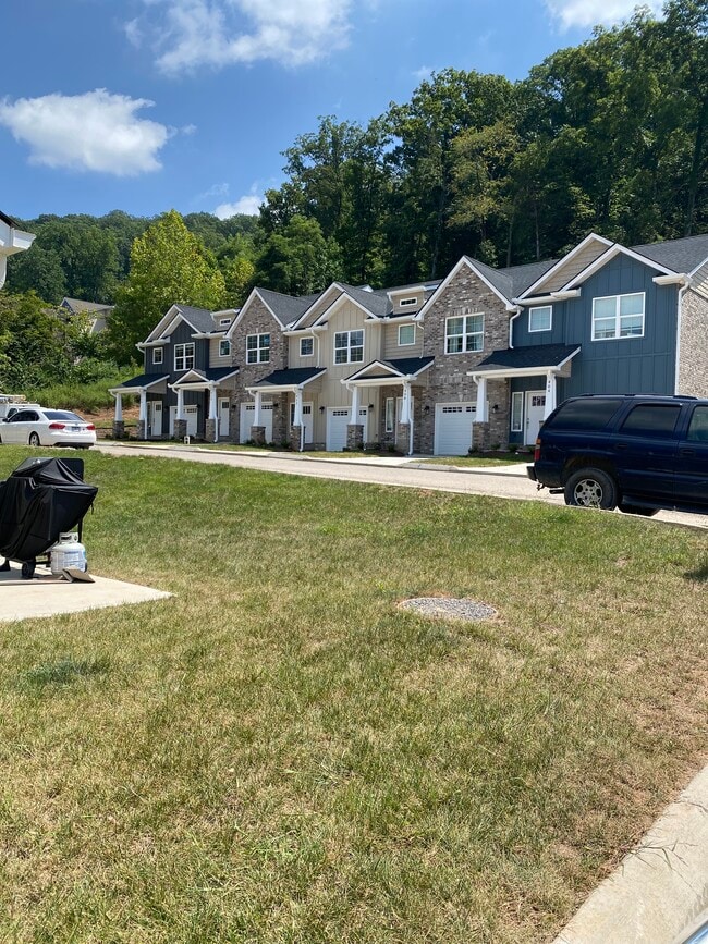 Photo - Beaver Ridge Townhomes