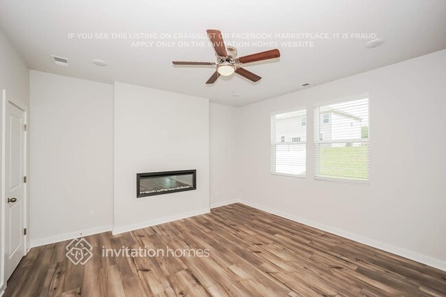 Photo - 810 Olde England Dr