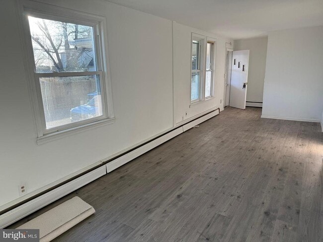 Photo - 305 Monument Ave