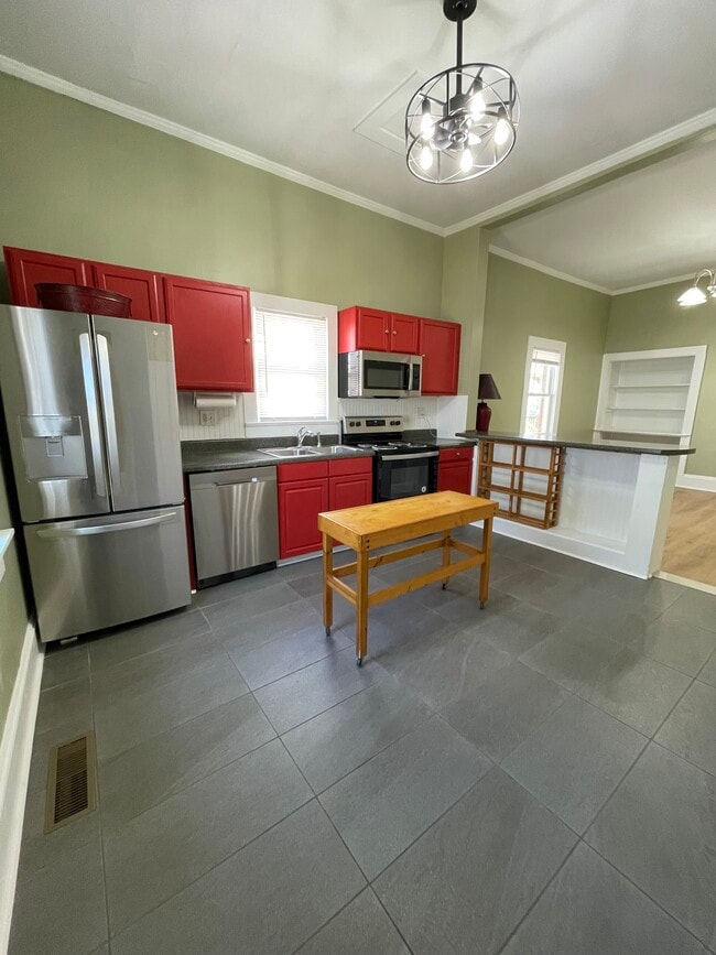 Photo - 124 S 11th St