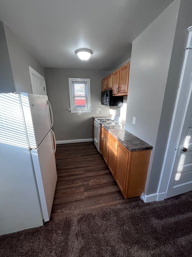 Photo - 2216 S Harrison St Unit Apt 2