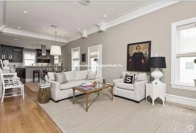 Building Photo - 7 Tuckerman St Unit 3 Rental