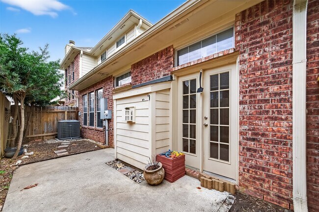 Photo - 1408 S Friendswood Dr Unit 903