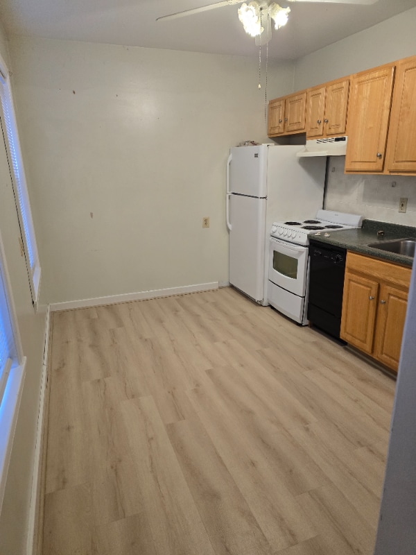 Building Photo - 107-107 Beech St Rental