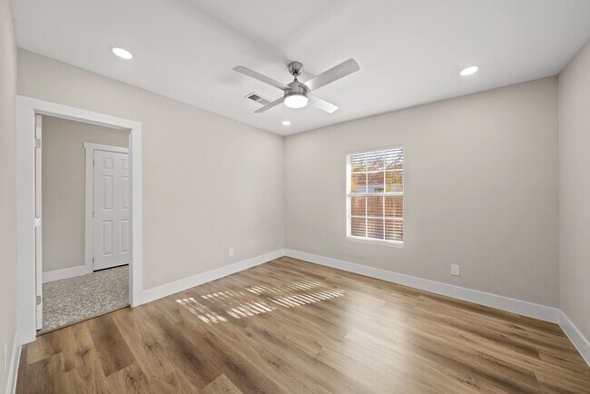 Photo - 7225 Sherman St