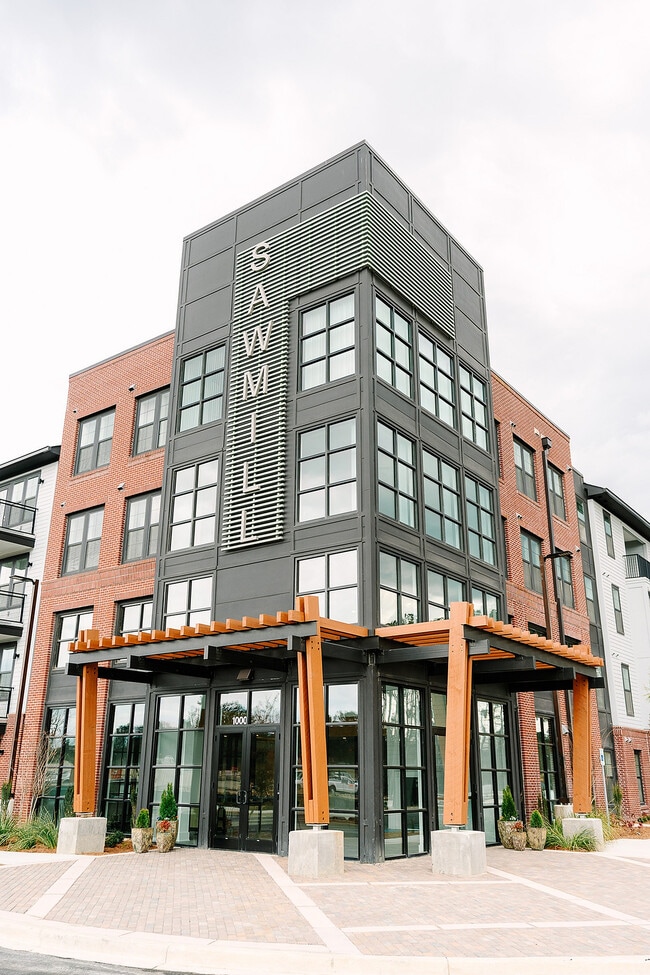 Bienvenido a Residences at Sawmill: apartamentos de lujo disponibles para alquilar en Summerville. - Residences at Sawmill
