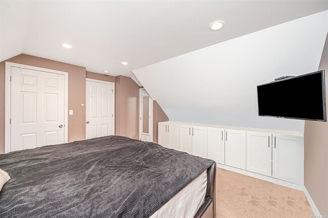 Photo - 11 Skylark Ln