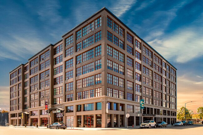 Aqua Via Apartments