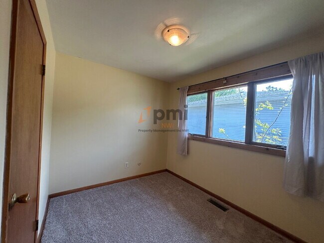 Photo - 6850 Van Buren Pl