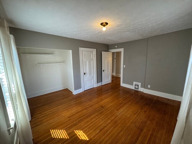 Photo - 214 Culver Rd Unit 2