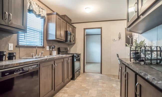 Building Photo - 17148 Canterbury Cir