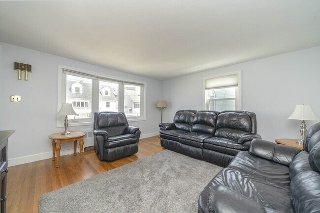 Photo - 17 Griswold St