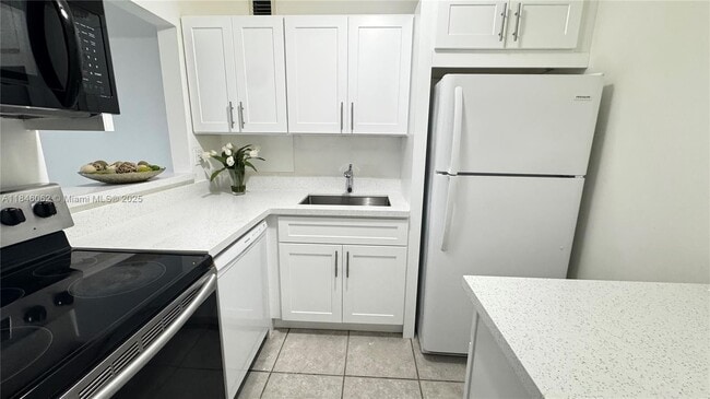 Photo - 10389 N Kendall Dr Unit S2
