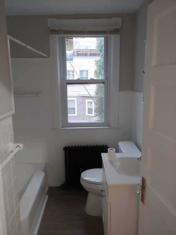 Photo - 812 Edgewood Ave Apartment Unit 812 Edgewood Ave