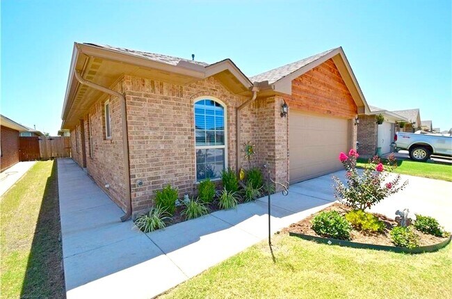 Photo - La Sonata WITH a Storm Shelter!