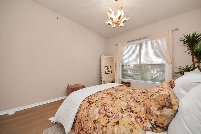 Photo - 2400 McCue Rd Unidad 113