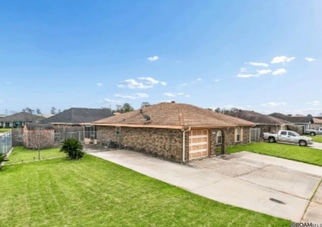 Photo - 1501 Somerset Pl