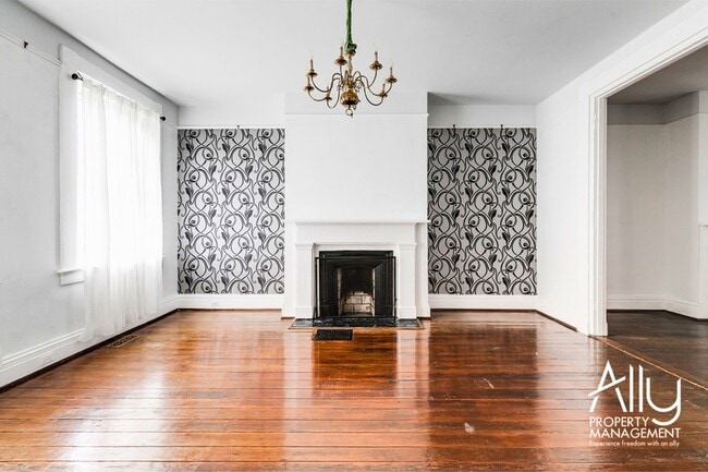 Photo - 2206 E Broad St