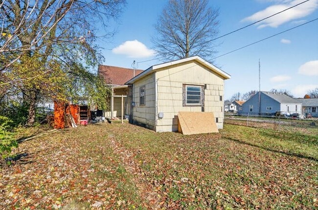 Photo - 2405 W 10th St