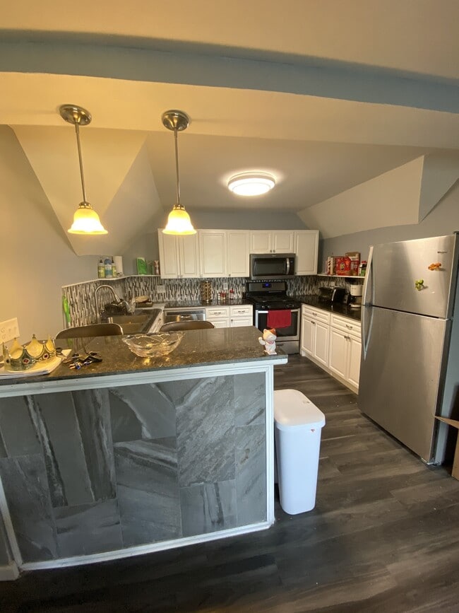 Photo - 104 Ashworth Pl Unit 3