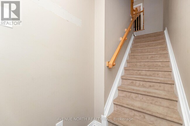 Photo - 362 Galston Private