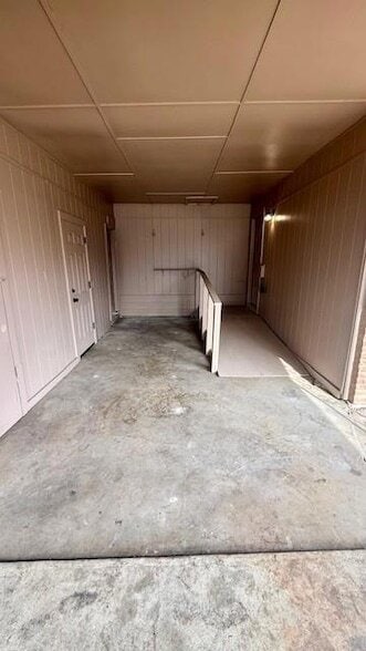 Photo - 800 Otis St
