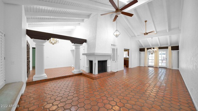 Photo - 6701 N Scottsdale Rd Townhome