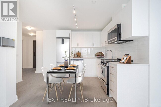 Photo - 412 Silver Maple Rd Unit 405