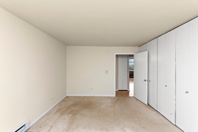 Photo - 1443 N Dearborn St Unit 2BD