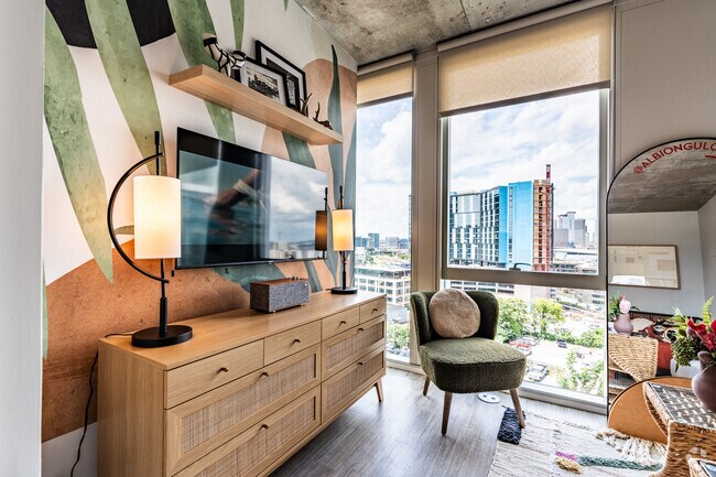 Unit 621 1BR 1B Studio