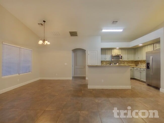 Photo - 20711 N Santa Cruz Dr