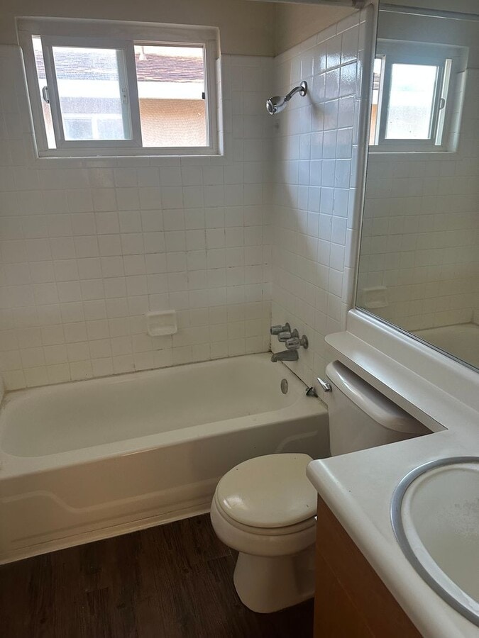 Photo - 2212 Palisade Ave Unidad 4